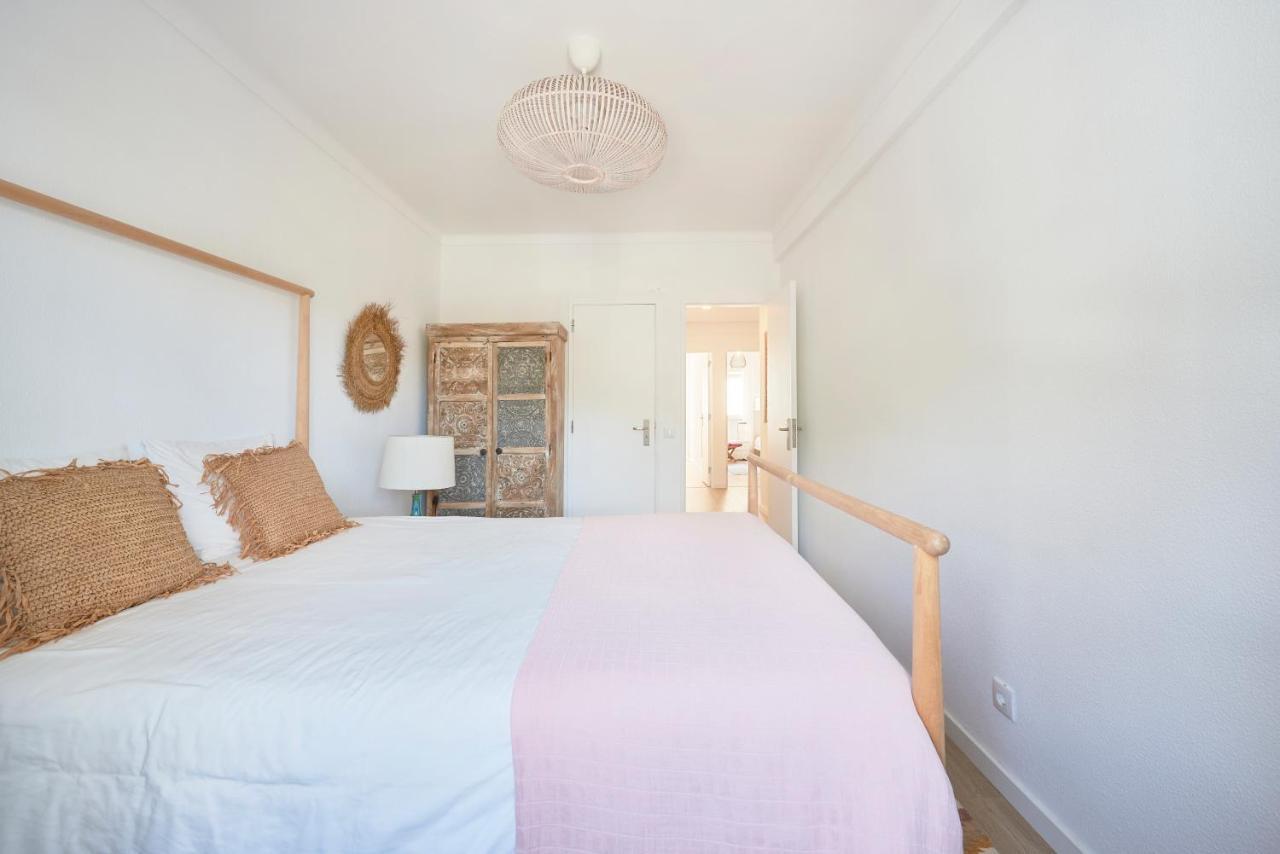 Sesimbra Beach Apartment ภายนอก รูปภาพ