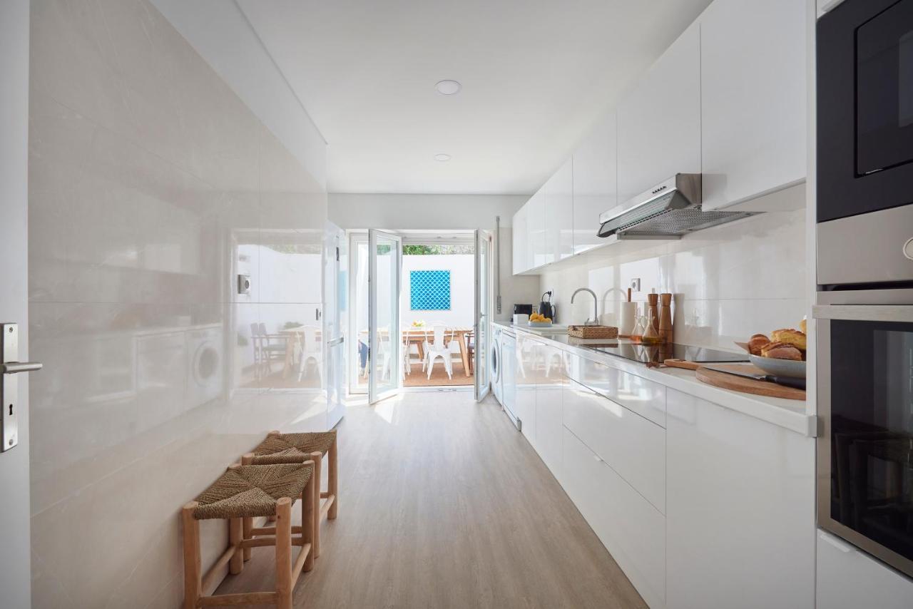 Sesimbra Beach Apartment ภายนอก รูปภาพ